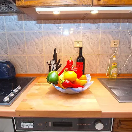 Apartment Ivan 65 Stinjan