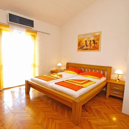 Apartment Ivan 65 Stinjan