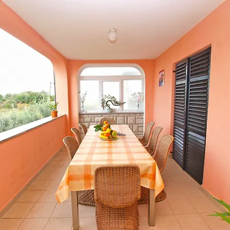 Ivan 65 Apartment